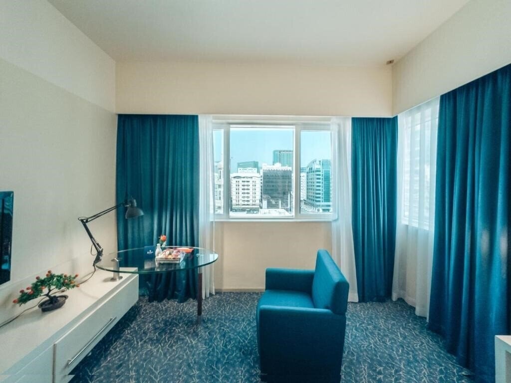 Панорама Kingsgate Abu Dhabi 3*