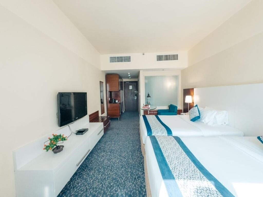 Вид Kingsgate Abu Dhabi 3*