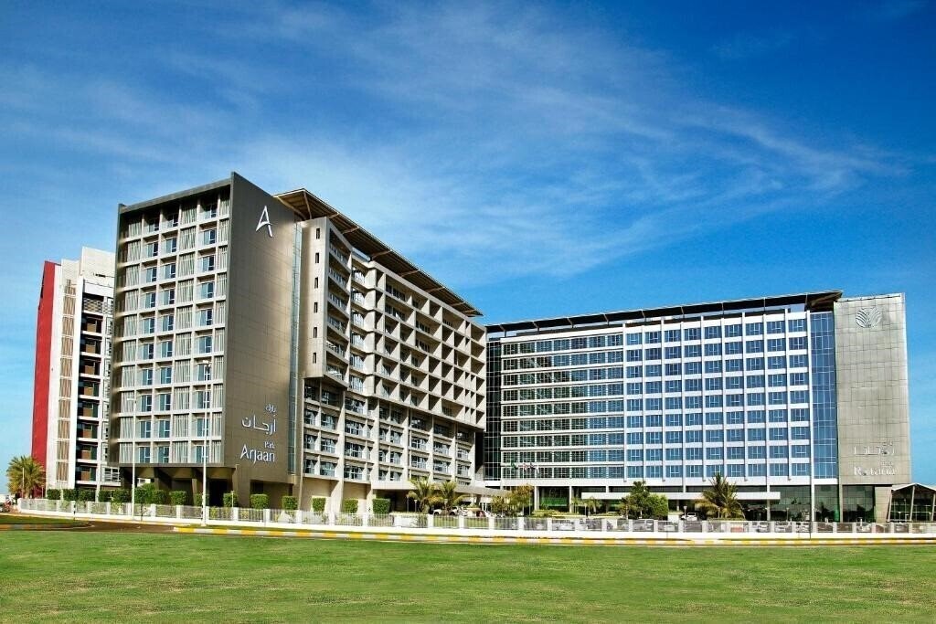 Вид Park Rotana Hotel Abu Dhabi 5*