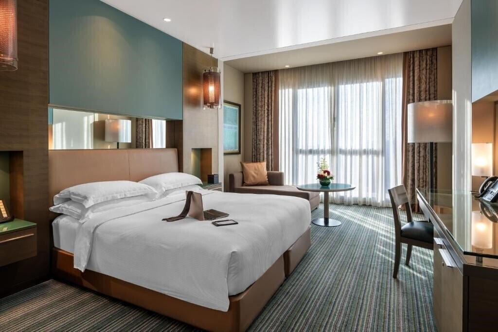 Территория Park Rotana Hotel Abu Dhabi 5*
