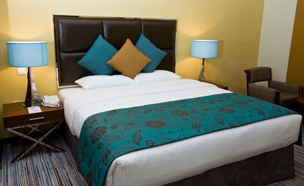 Апартаменты Phoenix Plaza Hotel Apartments Abu Dhabi 3*