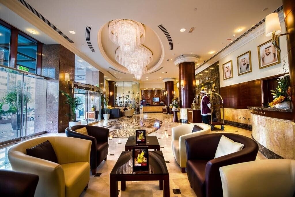 Панорама Grand Mercure Majlis Residences (ex. Majlis Grand Mercure Residence, Hotel Grand Mercure Residence Abu Dhabi) 5*