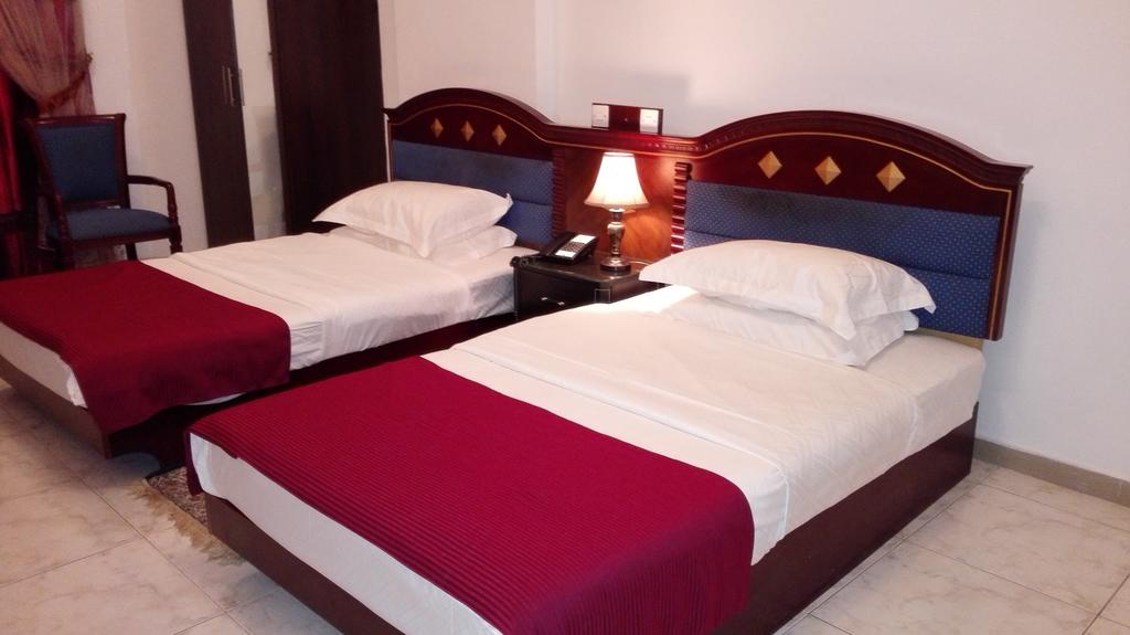 Апартаменти Gava Hotel 1*