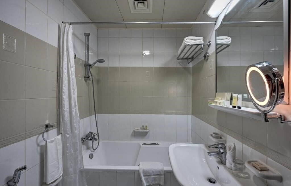 Фотографія Al Nakheel Hotel Apartments Abu Dhabi (ex. Al Diar Palm Hotel Apartments) 4*