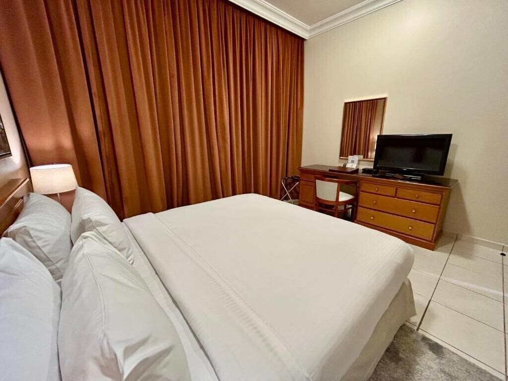 Панорама Al Nakheel Hotel Apartments Abu Dhabi (ex. Al Diar Palm Hotel Apartments) 4*