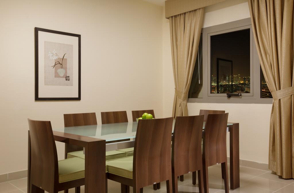 Панорама Century Hotel & Apartments 3*