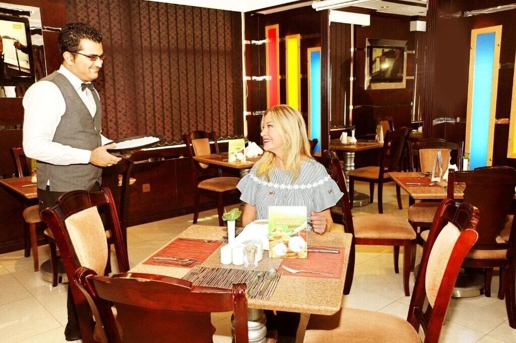 Апартаменты Al Jazeera Royal Hotel 3*