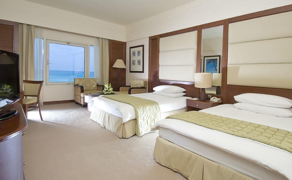 Вид Danat Resort Jebel Dhanna 5*