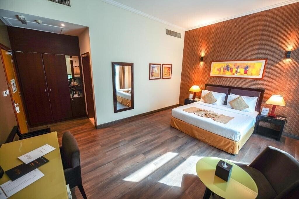 Фото One to One The Village 4*