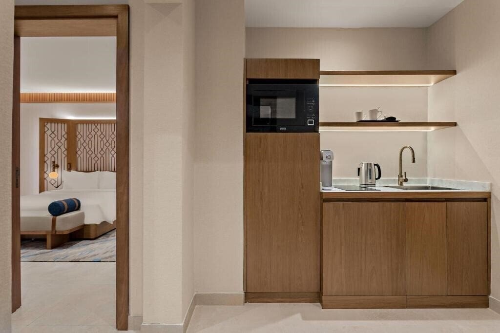 Территория Mercure Abu Dhabi Downtown (ex. Golden Tulip Downtown Abu Dhabi, Gloria Downtown Hotel) 4*