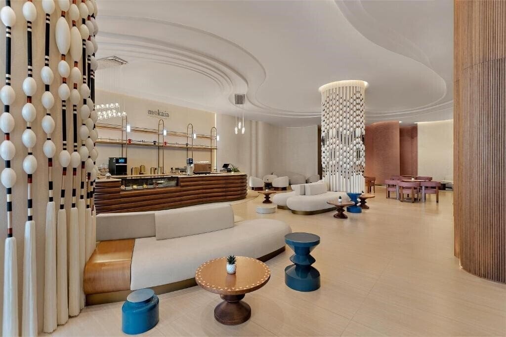 Апартаменты Mercure Abu Dhabi Downtown (ex. Golden Tulip Downtown Abu Dhabi, Gloria Downtown Hotel) 4*