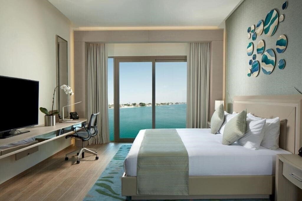 Панорама Royal M by Gewan Hotel Abu Dhabi 5*