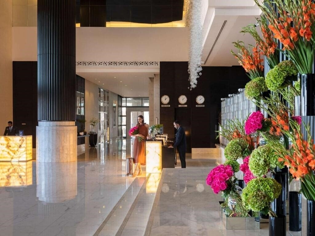 Апартаменты Sofitel Abu Dhabi Corniche 5*