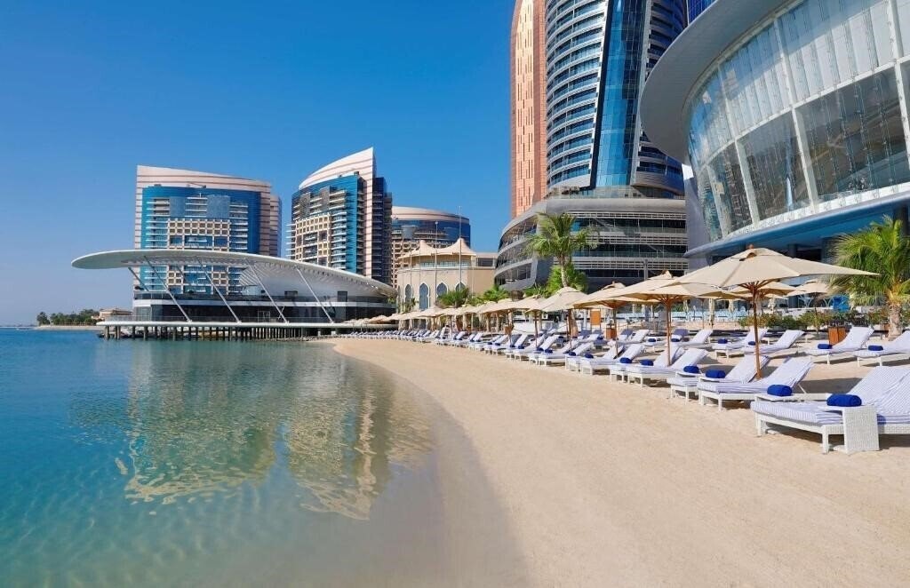 Изображение Conrad Abu Dhabi Etihad Towers (ex. Jumeirah at Etihad Towers, Conrad Hotel Abu Dhabi Etihad Towers) 5*