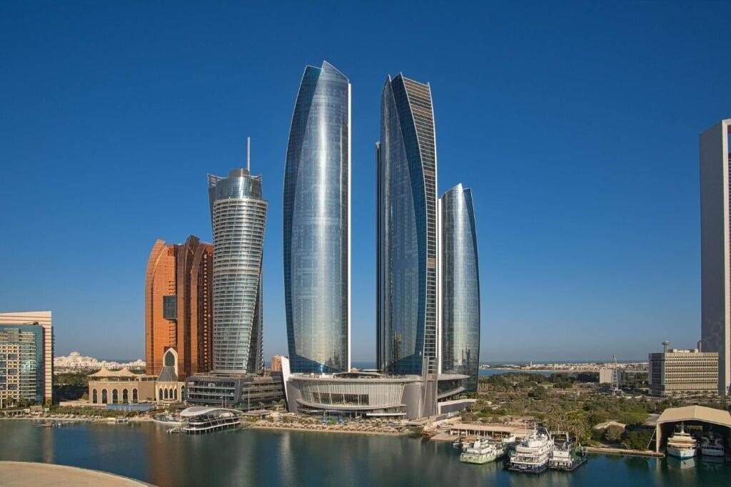 Картинка Conrad Abu Dhabi Etihad Towers (ex. Jumeirah at Etihad Towers, Conrad Hotel Abu Dhabi Etihad Towers) 5*