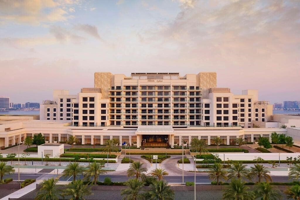 Панорама Hilton Abu Dhabi Yas Island 5*