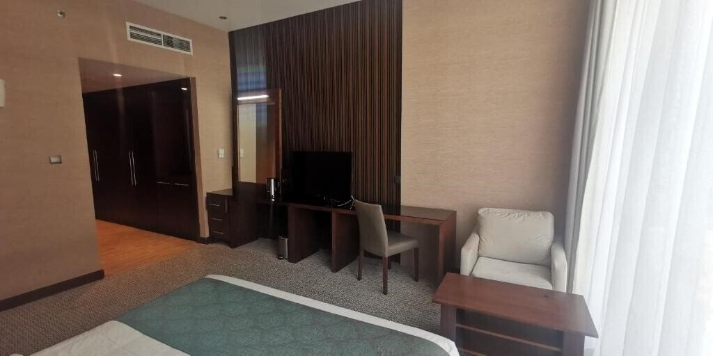 Вид Blumont Capital Hotel (Formerly Danat Capital) 4*