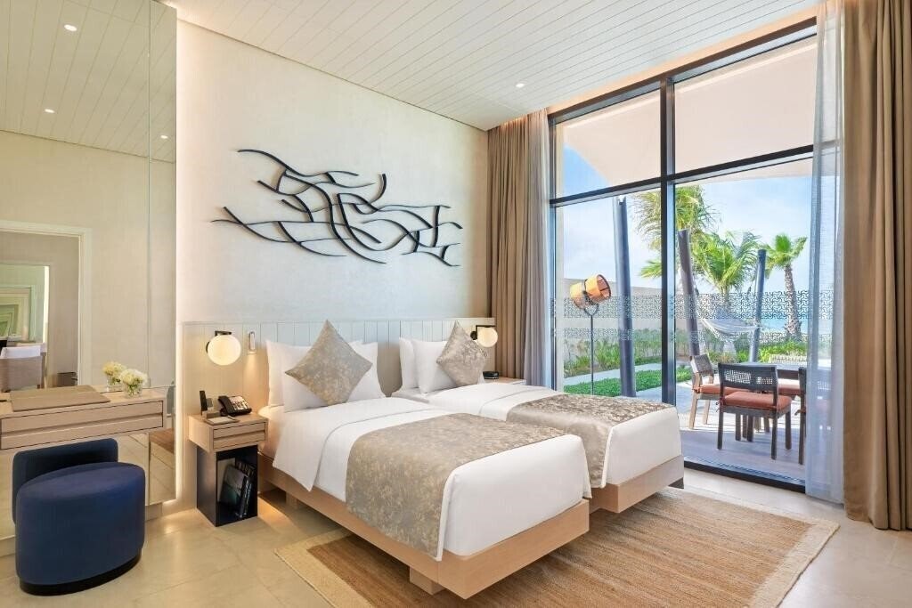 Вид Bab Al Nojoum Hudayriyat Villas 5*