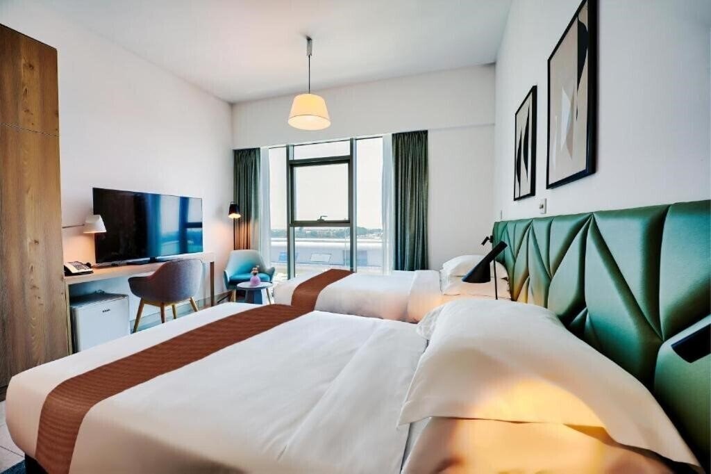 Апартаменти Capital Suites Hotel 3*