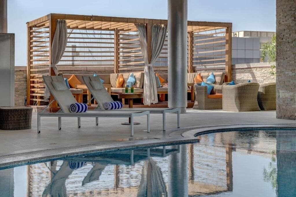 Картинка Dynamic 3*