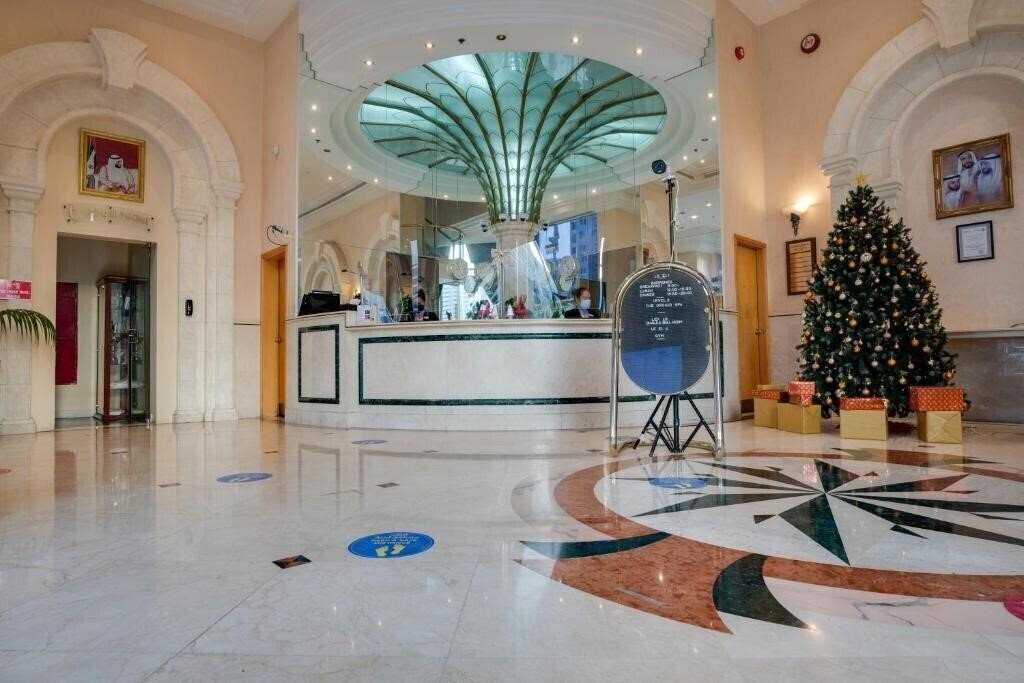 Вид Top Grand Continental Hotel 4*