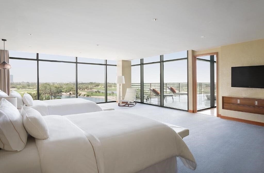 Изображение VOGO Abu Dhabi Golf Resort & SPA (ex. The Westin Abu Dhabi Golf Resort & Spa) 5*