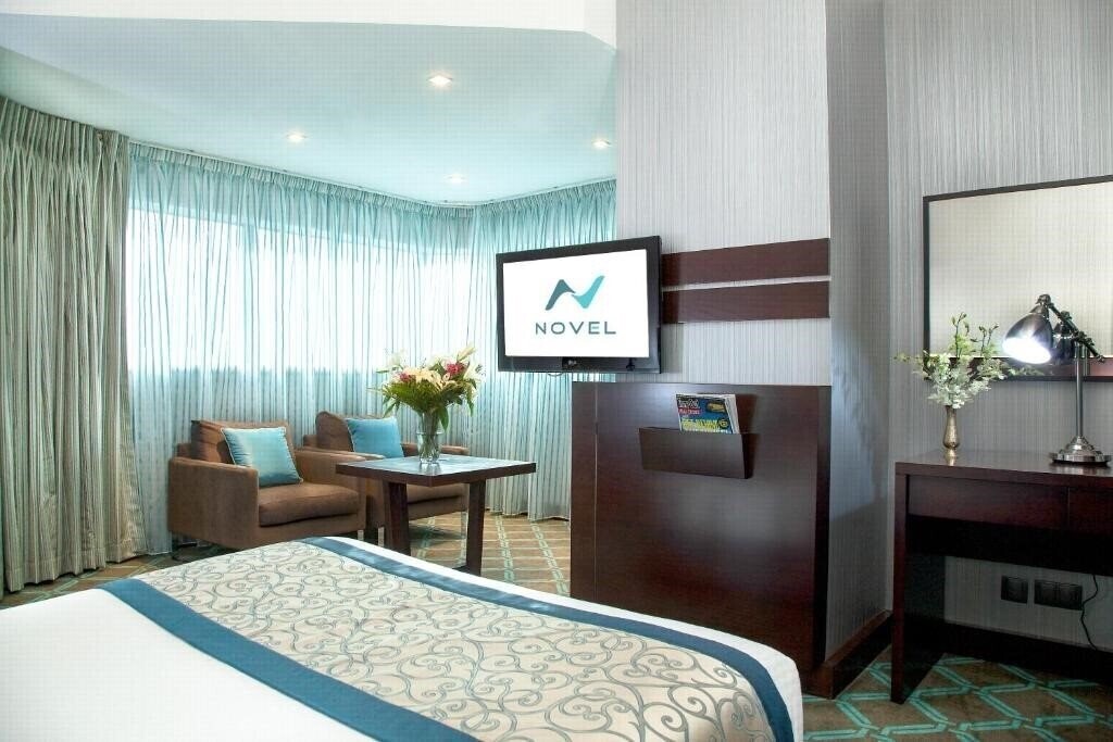 Вид Novel Hotel City Center (ex. Mercure Abu Dhabi Centre Hotel) 4*