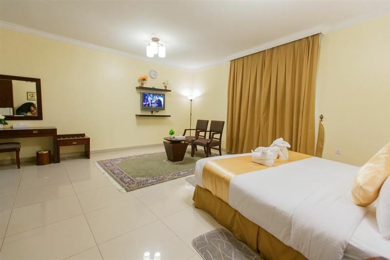 Панорама Crown Palace Hotel & Suites Ajman (ex. Crowne Palace Hotel Ajman) 4*