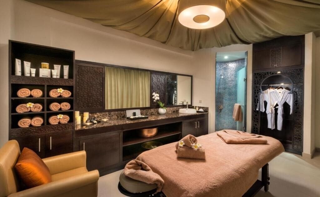 Фотография Bahi Ajman Palace Hotel 5*