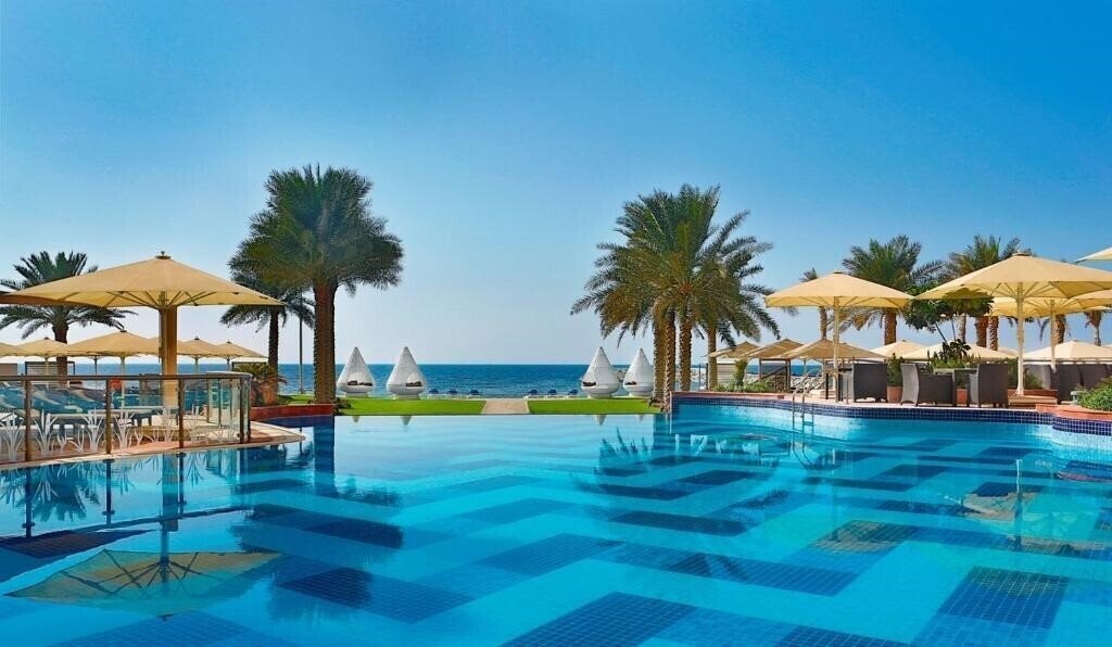 Изображение Bahi Ajman Palace Hotel 5*