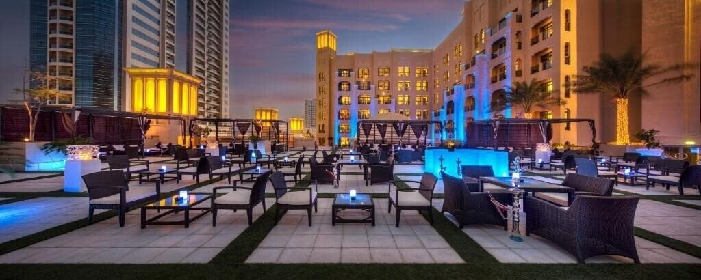 Панорама Bahi Ajman Palace Hotel 5*