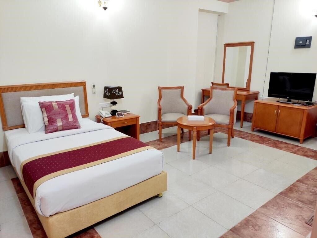 Панорама Al Rayan Hotel (ex. OYO 211 Al Rayan Hotel) 2*