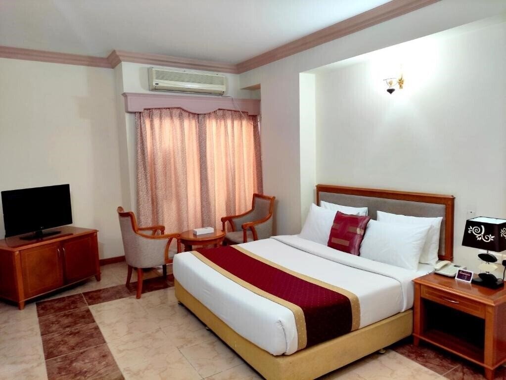 Апартаменты Al Rayan Hotel (ex. OYO 211 Al Rayan Hotel) 2*