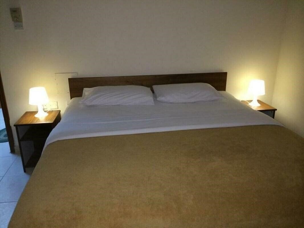 Апартаменты Hamilton Hotel Apartments 2*