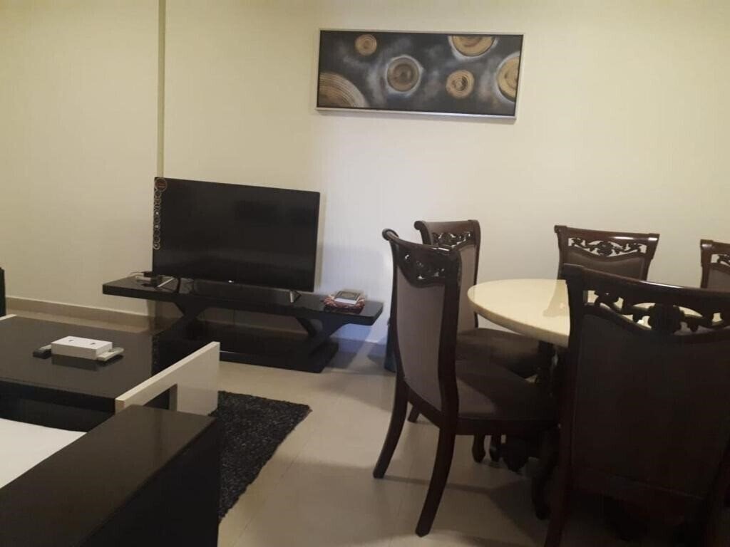 Апартаменты Reef Hotel Aparts (ex. Reef Hotel Apartments 1) 3*