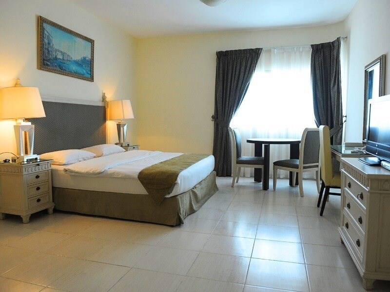 Вид Tulip Inn Royal Suites Ajman Apartments 3*