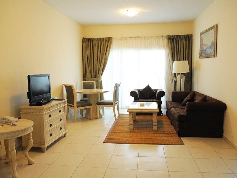 Територія Tulip Inn Royal Suites Ajman Apartments 3*