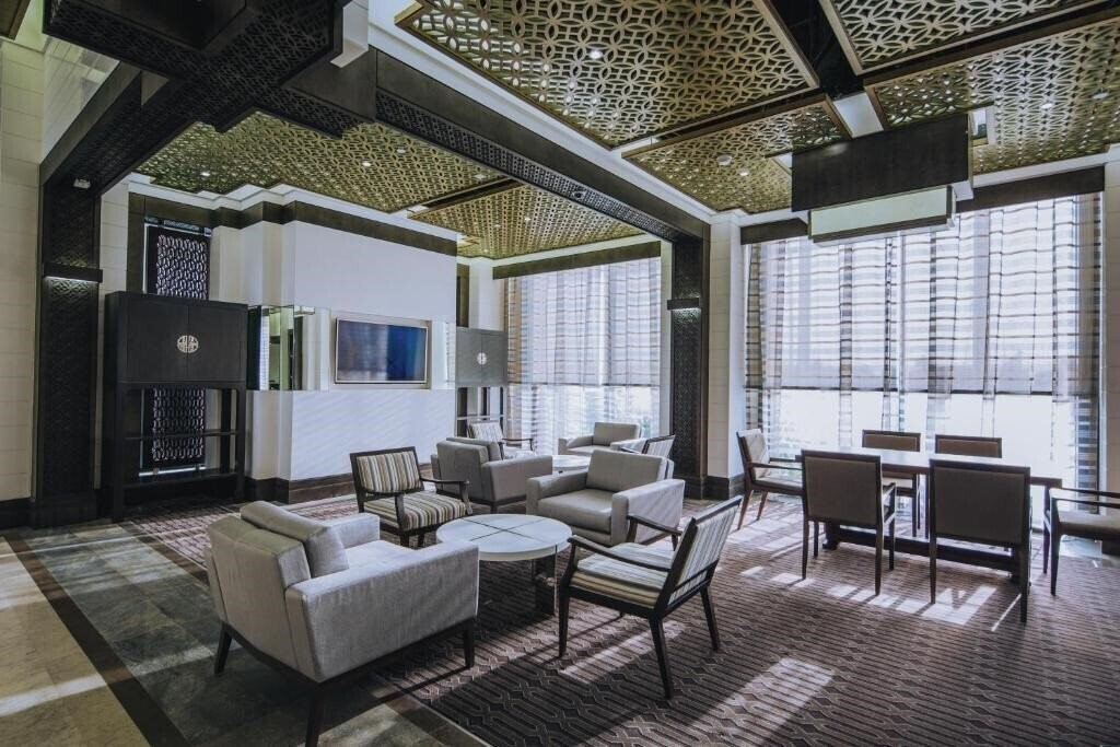 Вид Ayla Bawadi & Mall 4*