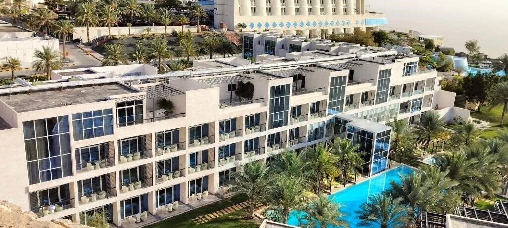 Апартаменты Alberni Jebel Hafeet Hotel & Resort 5*