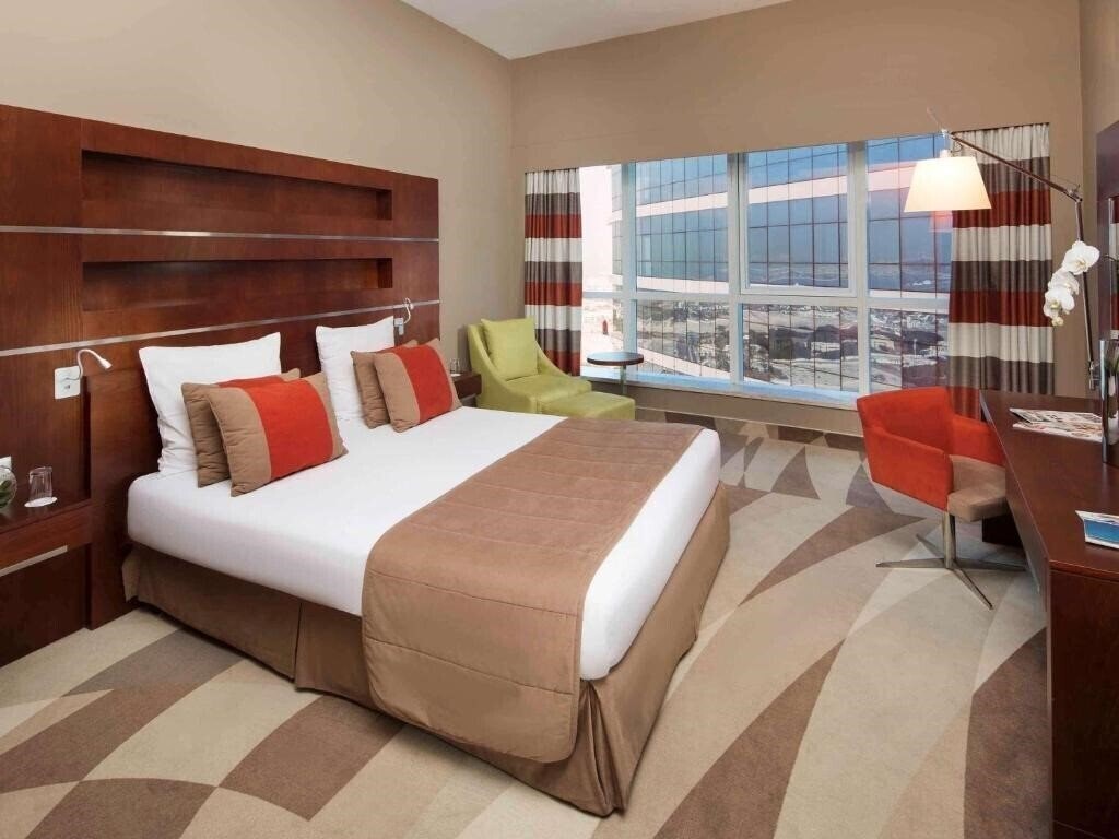 Картинка Novotel Dubai Al Barsha Hotel 4*