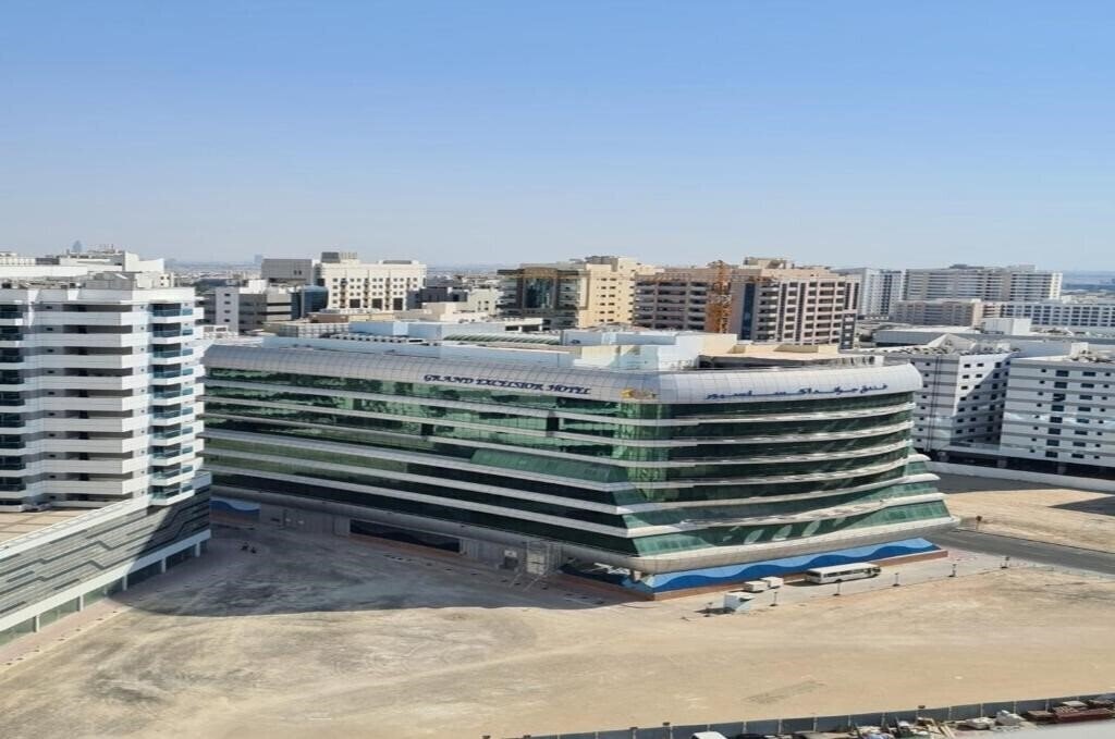 Панорама Grand Excelsior Al Barsha Dubai 4*
