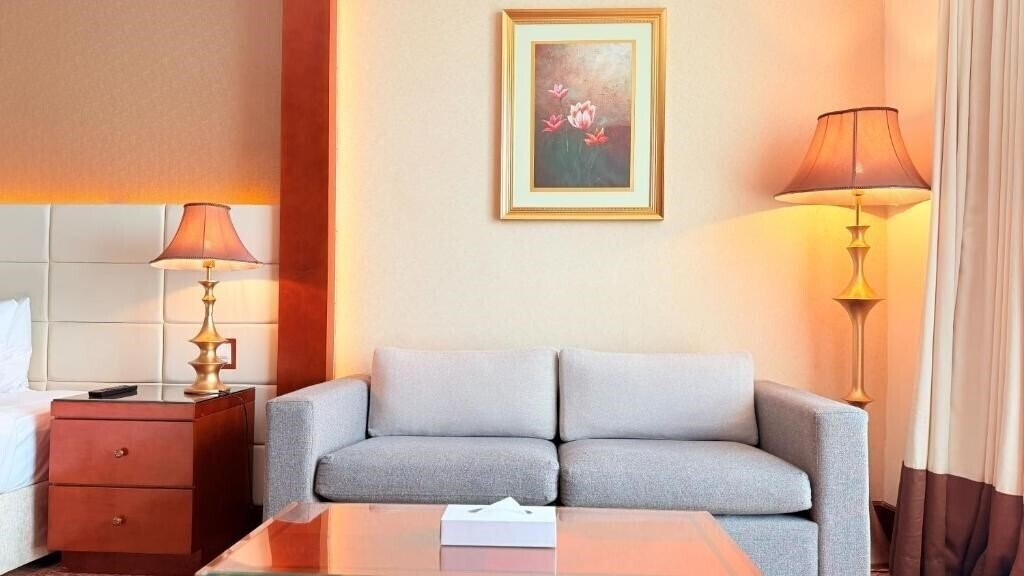 Территория Grand Excelsior Al Barsha Dubai 4*