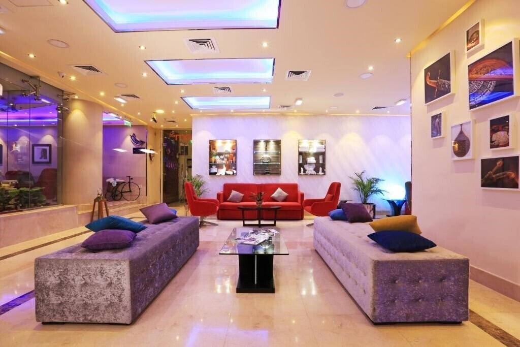 Апартаменти Mena Aparthotel Al Barsha Three Keys апартаменты