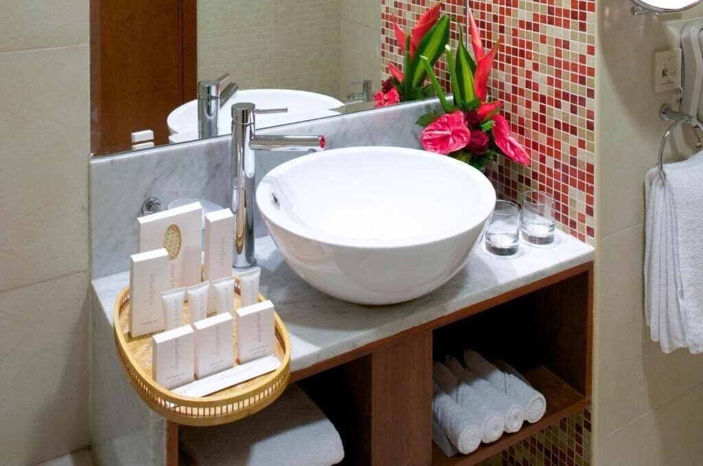 Фотографія Montreal Barsha Hotel 4*