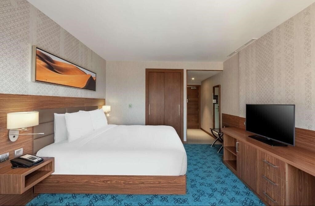 Апартаменты Double Tree By Hilton Dubai Al Jaddaf 4*