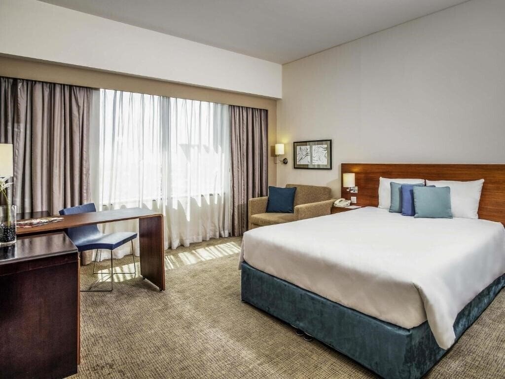Фото Novotel Deira Creekside (ex. Suha City Hotel) 4*