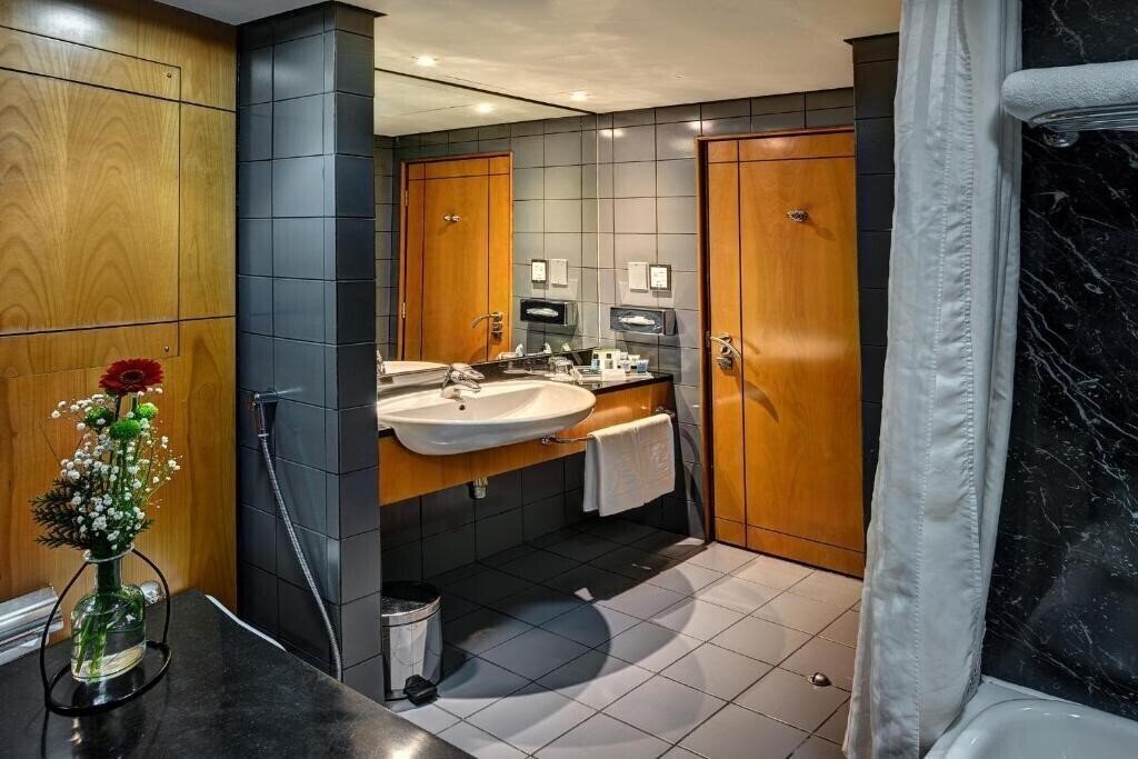 Апартаменти Rihab Rotana 4*