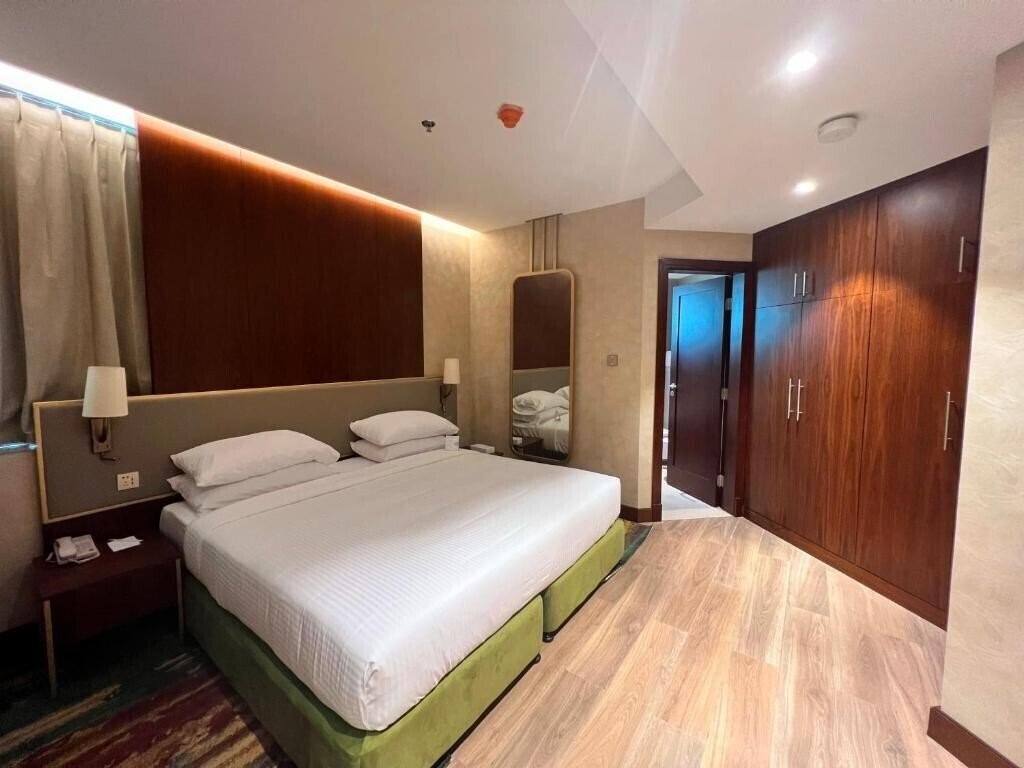 Апартаменти Pearl City Suites 4*