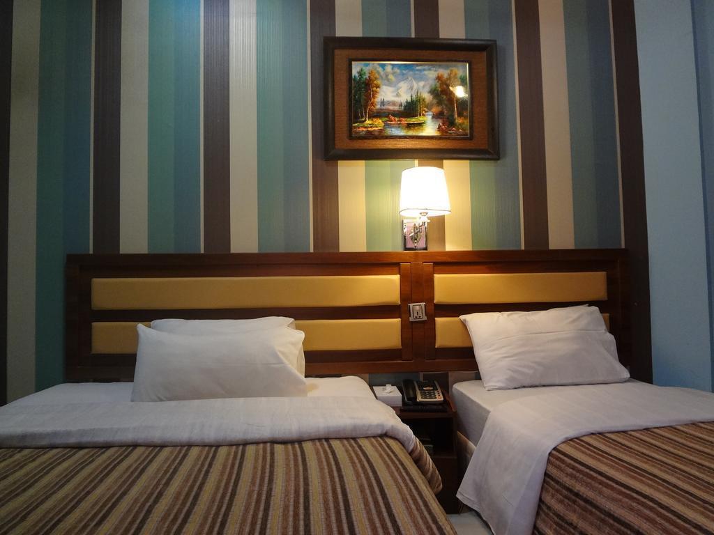 Панорама Downtown Hotel 1*