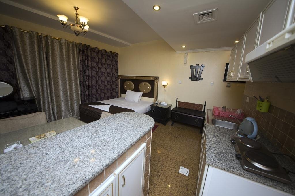 Апартаменты Hafez Hotel Apartment 2*